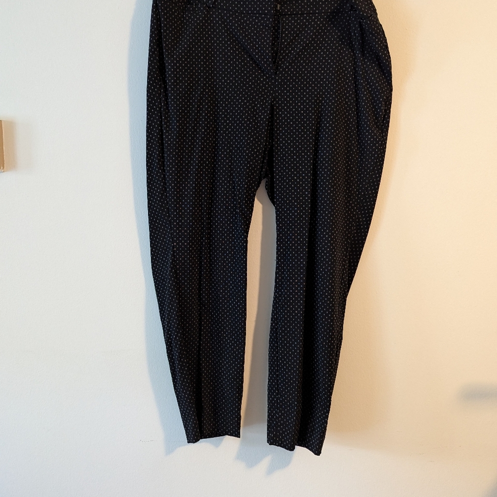 Like new Lane Bryant Slim Fit Ankle Pants size 20R